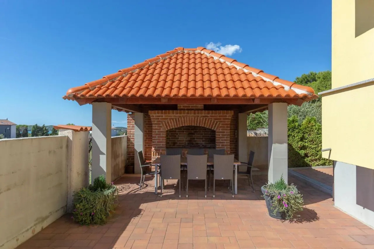Tina Apartment Medulin Croatia