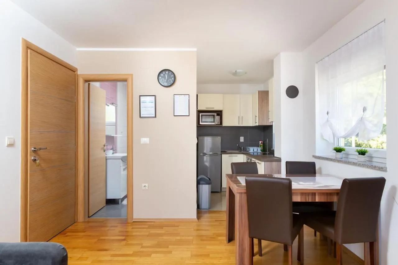 Tina Apartment Medulin