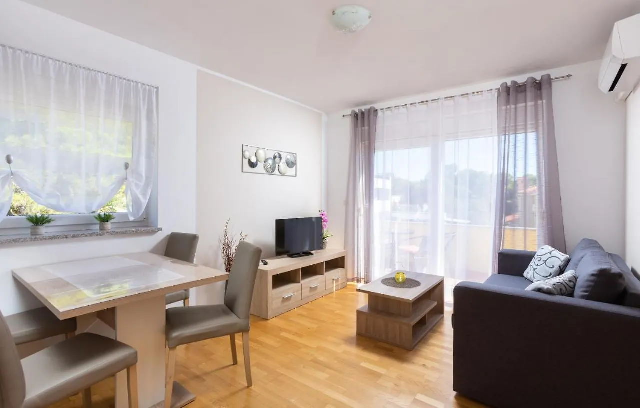 Tina Apartment Medulin Croatia